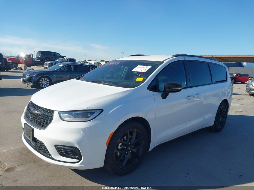 Vin: 2c4rc1bg9rr204670, lot: 46523536, chrysler pacifica touring l 20242