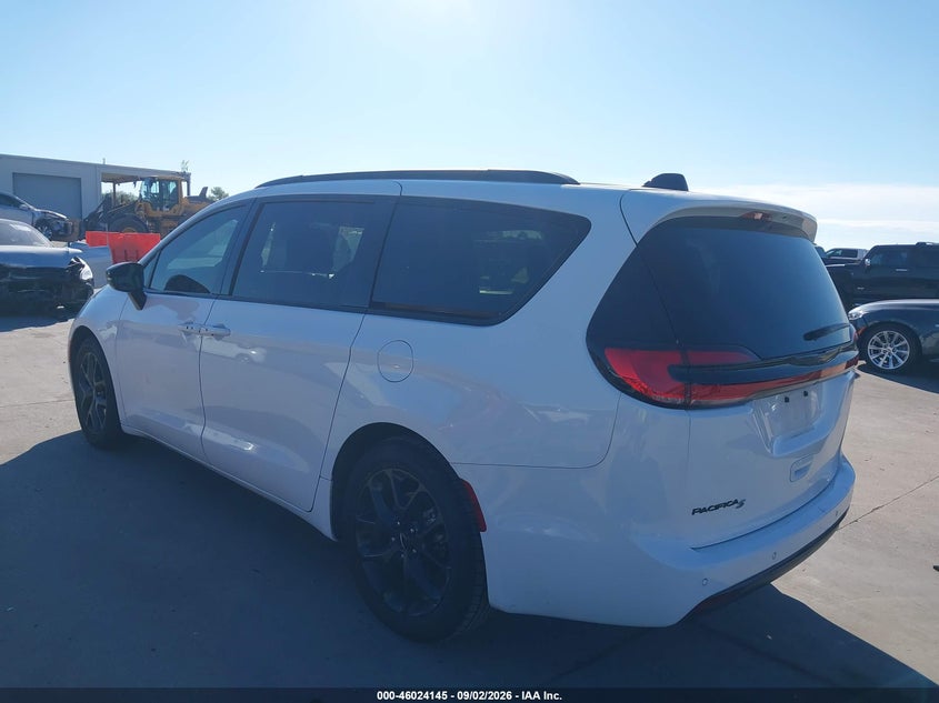 Vin: 2c4rc1bg9rr204670, lot: 46523536, chrysler pacifica touring l 20243