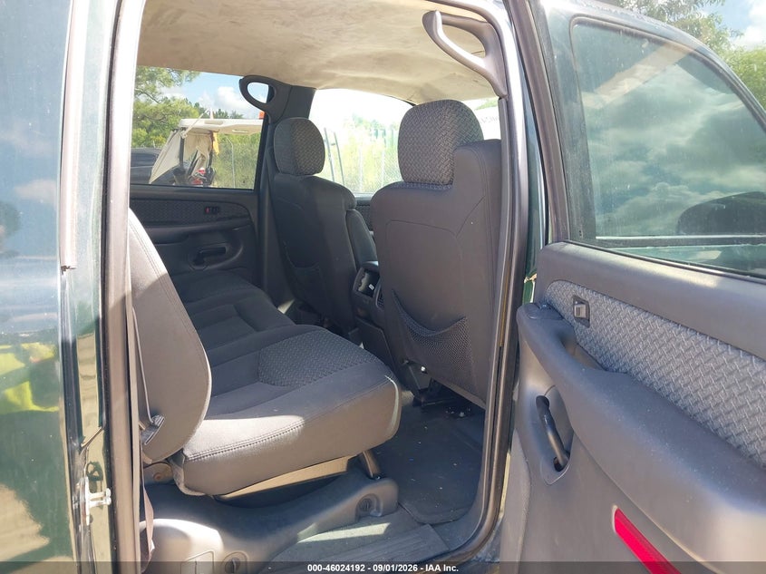 2004 CHEVROLET AVALANCHE 1500 auction photo 8