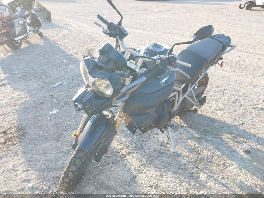 TRIUMPH TIGER 2011