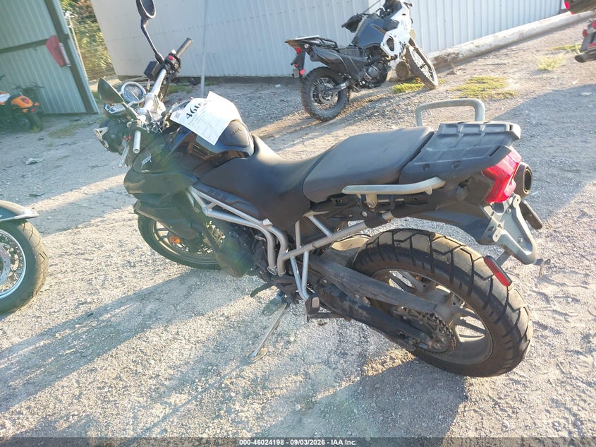 TRIUMPH TIGER 2011