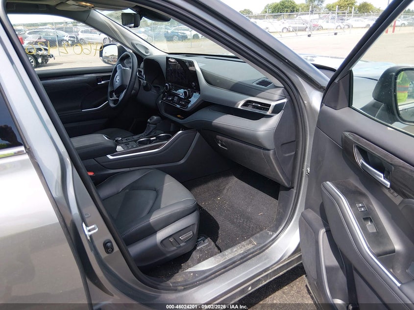 TOYOTA HIGHLANDER 2025 VIN 5TDKDRBH6SS594047