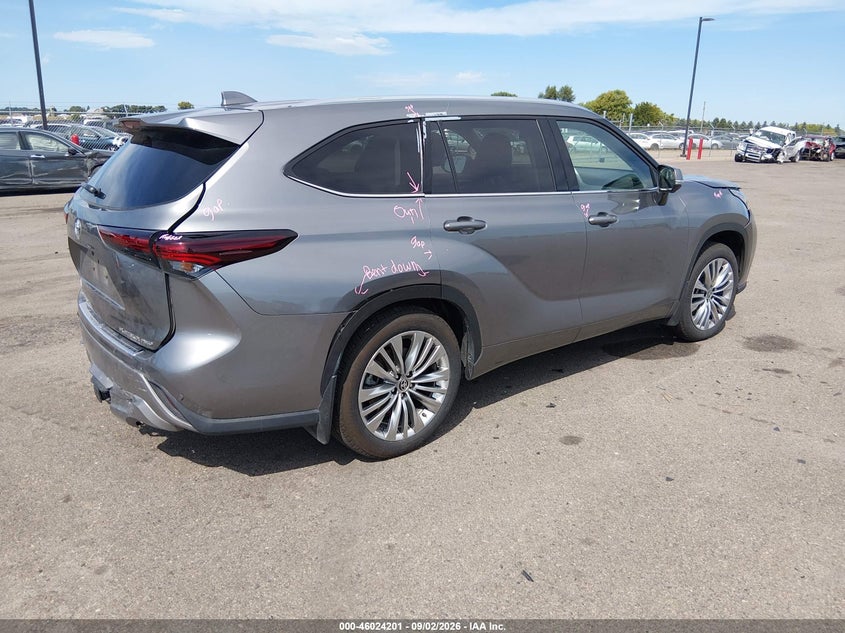 TOYOTA HIGHLANDER - zdjęcie 4