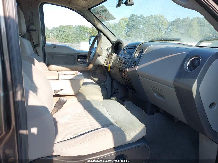 2005 FORD F-150 auction photo 5