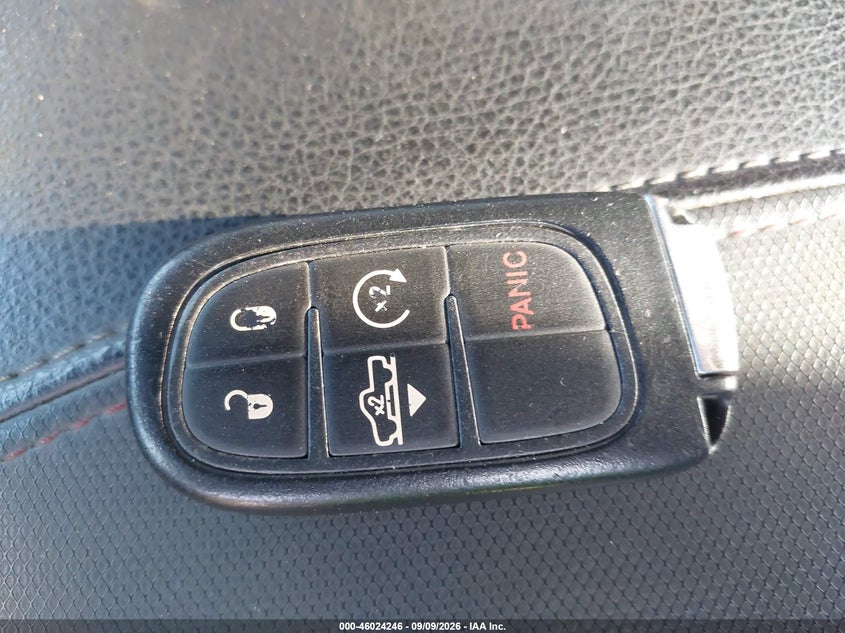 2016 RAM 1500 REBEL · Фото 11