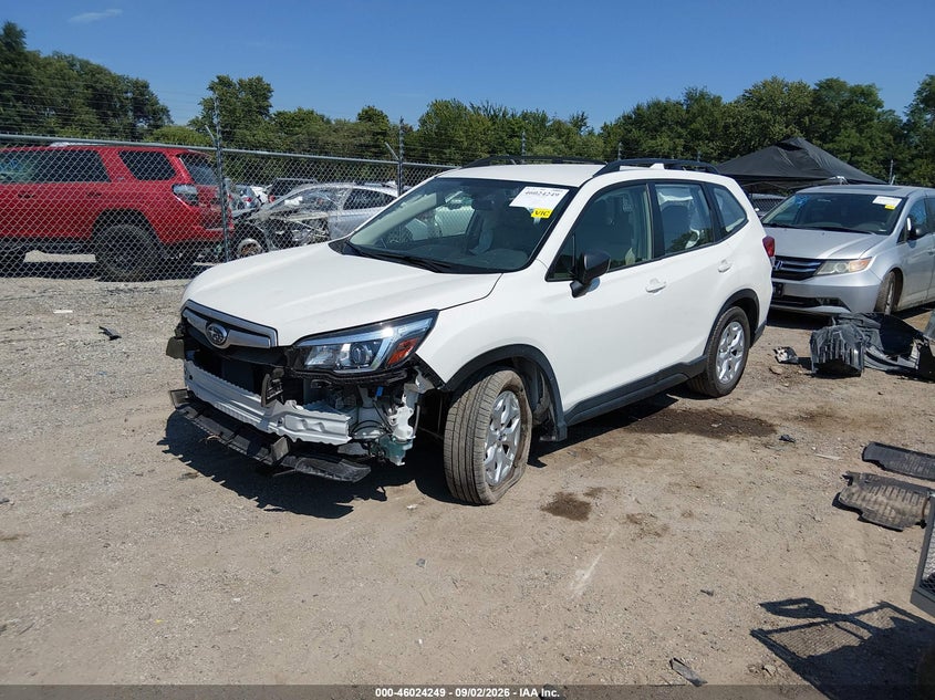 Subaru Forester - фото 2