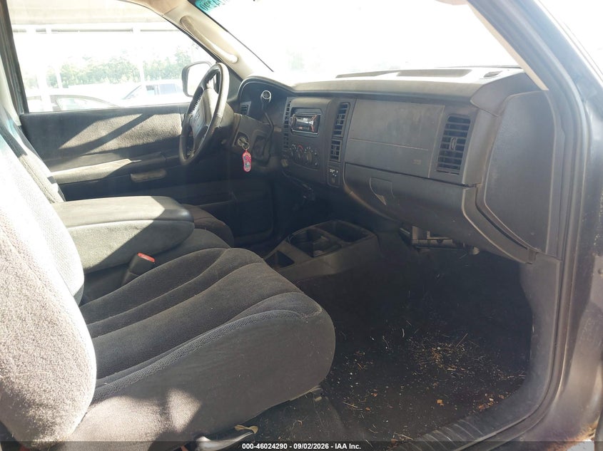 2004 DODGE DAKOTA auction photo 5