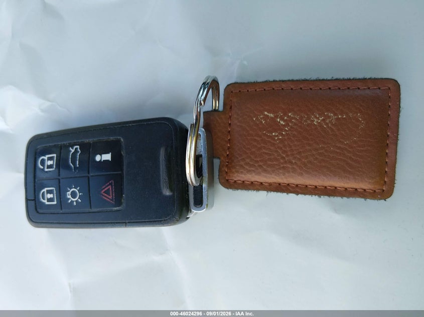 VOLVO S80 2011 VIN YV1952AS6B1135253