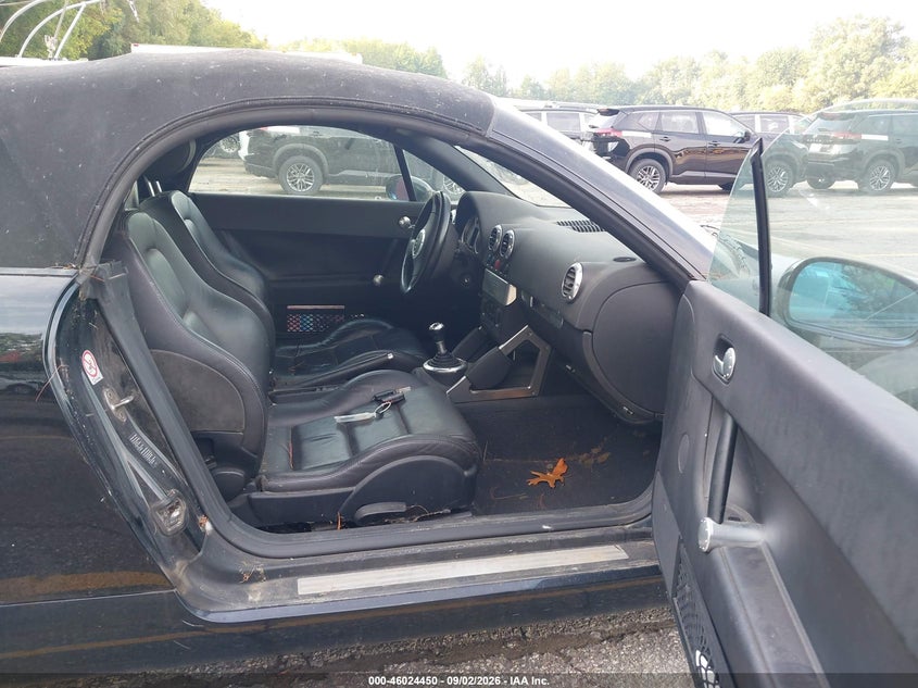 2002 AUDI TT auction photo 5