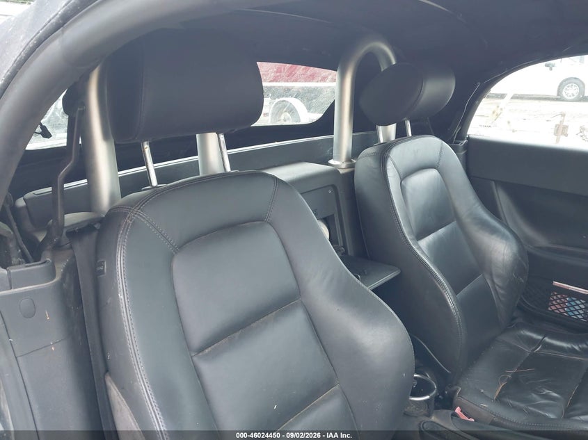 2002 AUDI TT auction photo 8