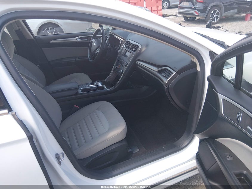2018 FORD FUSION HYBRID auction photo 5