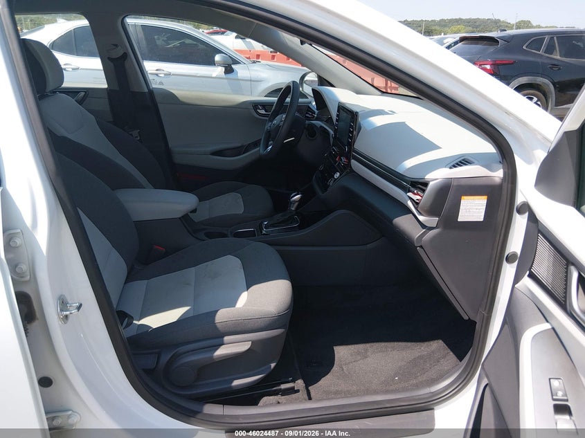 2020 HYUNDAI IONIQ HYBRID auction photo 5