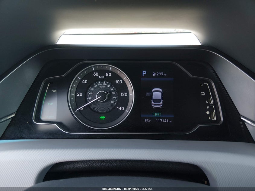 2020 HYUNDAI IONIQ HYBRID auction photo 7