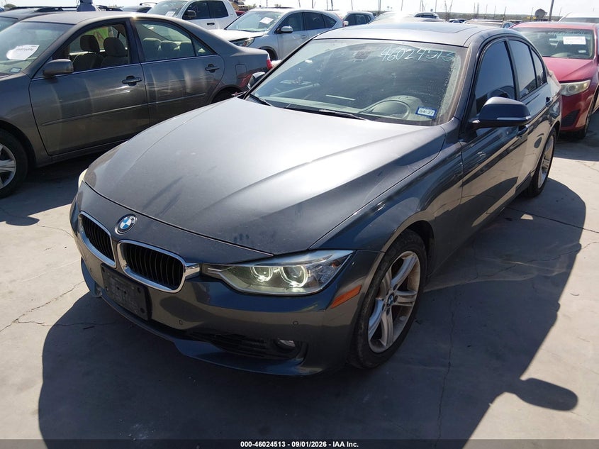 2013 BMW 328I auction photo 2