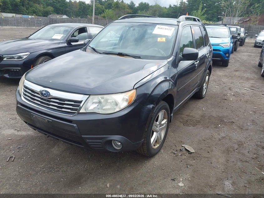 2010 SUBARU FORESTER auction photo 6