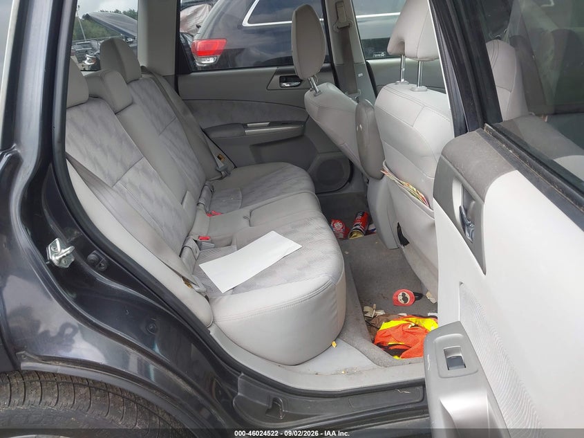 2010 SUBARU FORESTER auction photo 8
