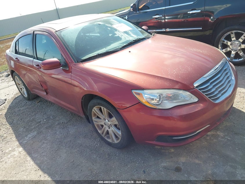 Vin: 1c3ccbbb2dn609893, lot: 46523942, chrysler 200 touring 2013 img_1