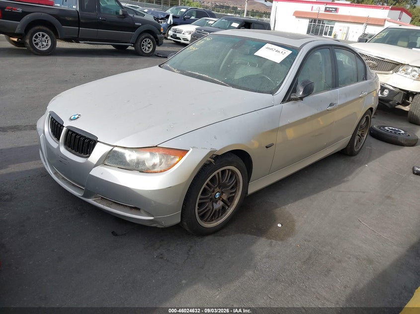 2007 BMW 328I auction photo 2