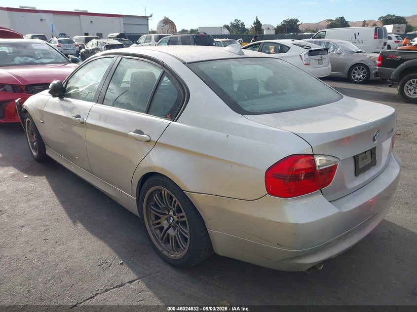 2007 BMW 328I auction photo 3