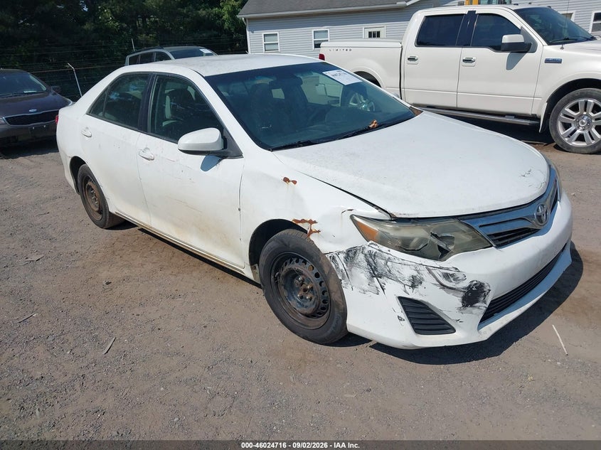 2012 TOYOTA CAMRY auction photo 1