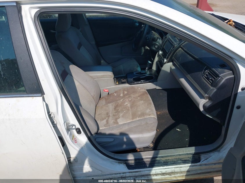 2012 TOYOTA CAMRY auction photo 5