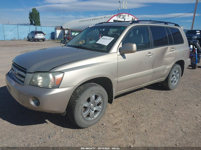 2005 Toyota Highlander, Левый бок, IAAI, VIN JTEEP21A750128369 — фото 2