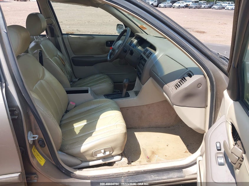 1999 TOYOTA AVALON auction photo 5