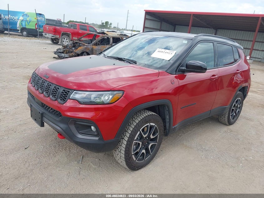2026 Jeep Compass, Правый зад, IAAI, VIN 3C4NJDDN8TT181100 — фото 2