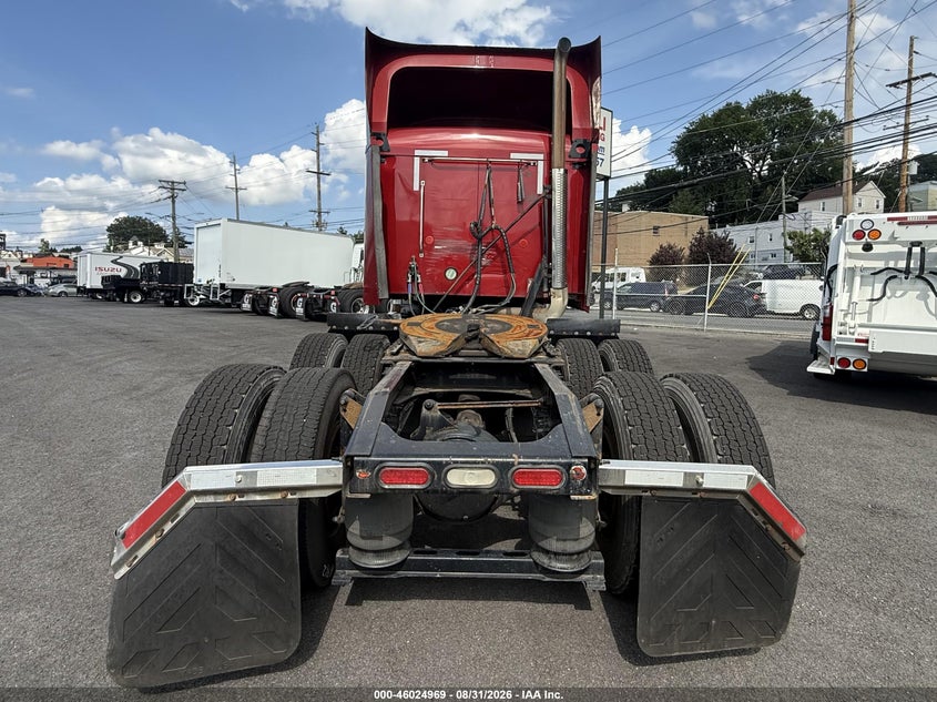 2017 MACK PINNACLE CXU613 auction photo 5