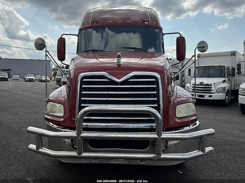 2017 MACK PINNACLE CXU613 auction photo 6