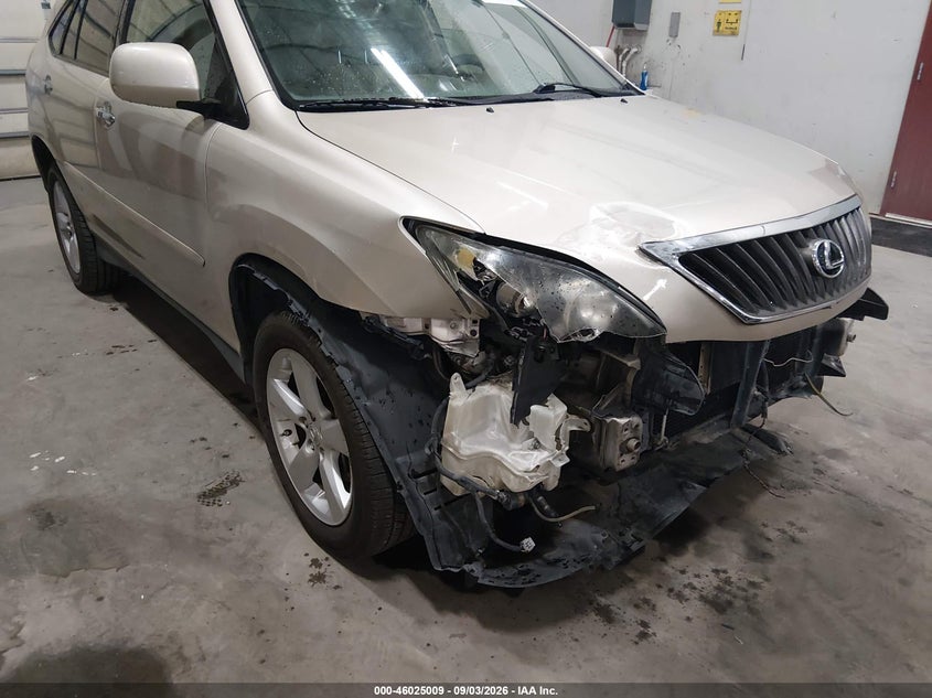 Фото 21 - LEXUS RX 350