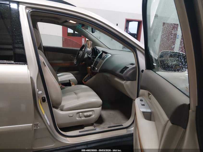 Фото 5 - LEXUS RX 350
