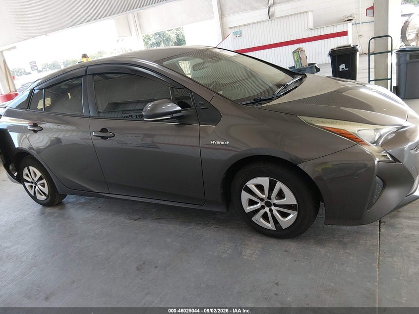 TOYOTA PRIUS - zdjęcie 12