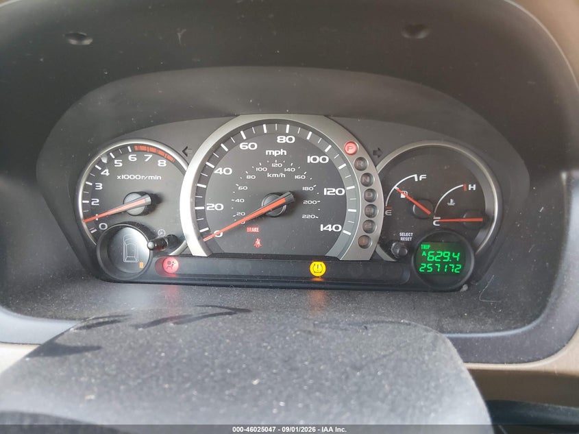 HONDA PILOT 2005 VIN 2HKYF18525H515132