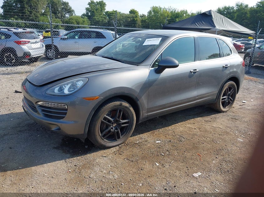 2012 Porsche Cayenne, Normal Wear & Tear, IAAI, VIN WP1AA2A22CLA12519 — photo 2