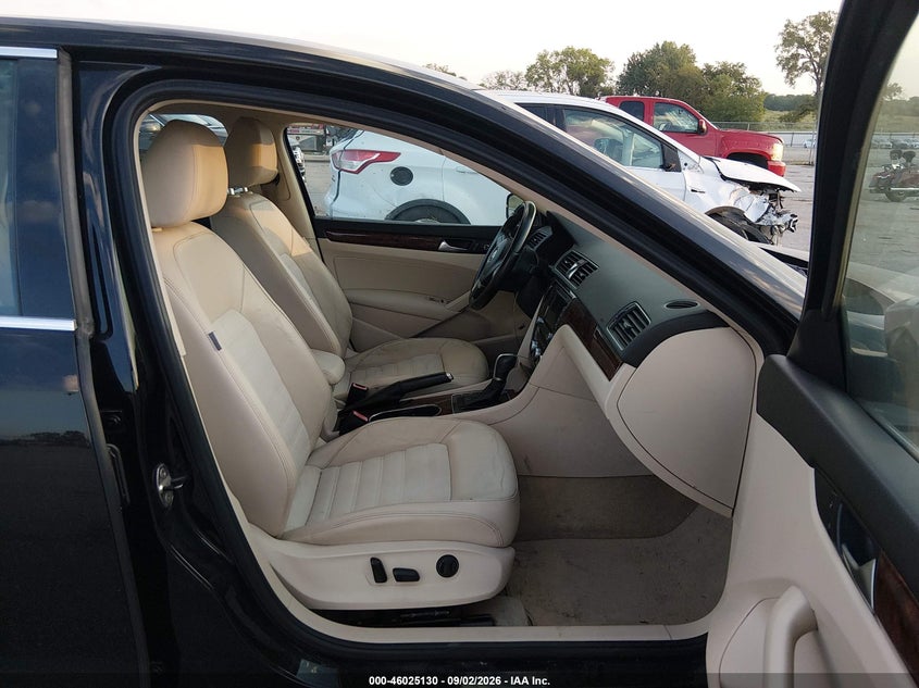2013 VOLKSWAGEN PASSAT auction photo 5