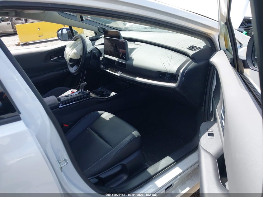 TOYOTA PRIUS - zdjęcie 5