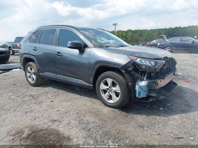 TOYOTA RAV4 - zdjęcie 1