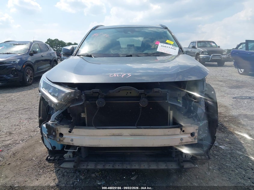 TOYOTA RAV4 - zdjęcie 13