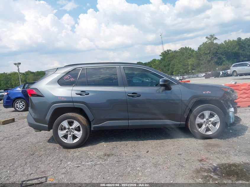 TOYOTA RAV4 - zdjęcie 14