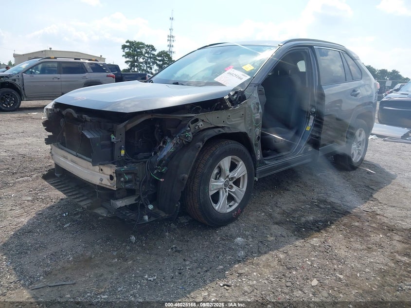 TOYOTA RAV4 - zdjęcie 2