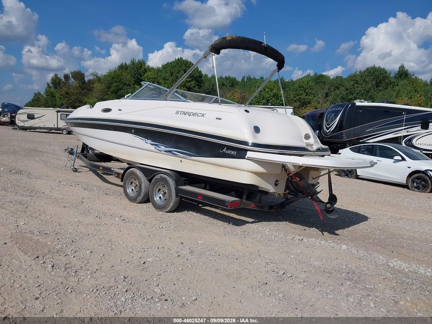 2004 STARCRAFT 2410 auction photo 3