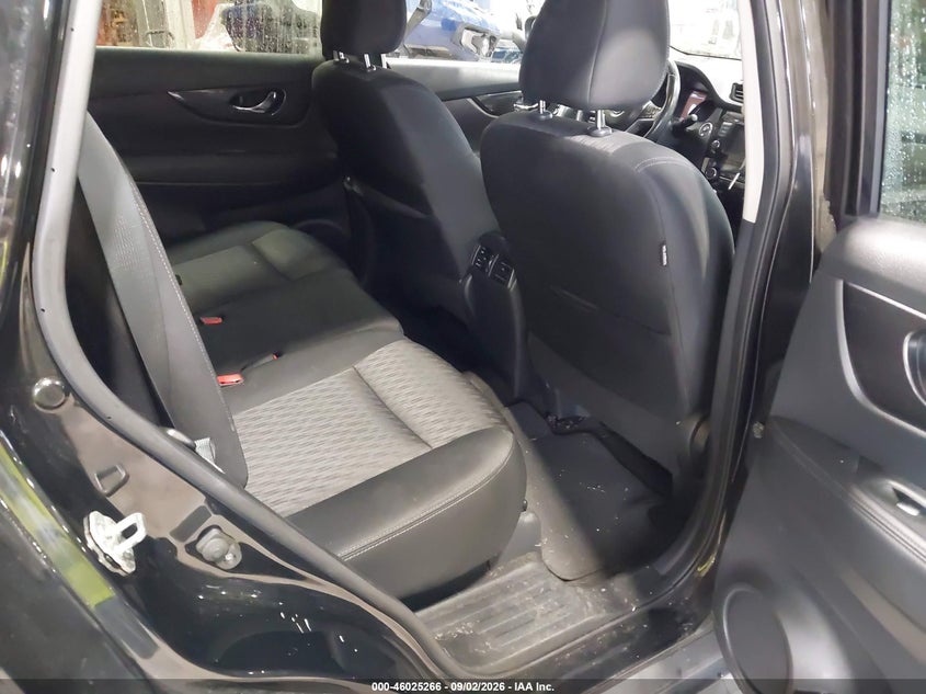 NISSAN ROGUE 2018 VIN KNMAT2MV5JP549683