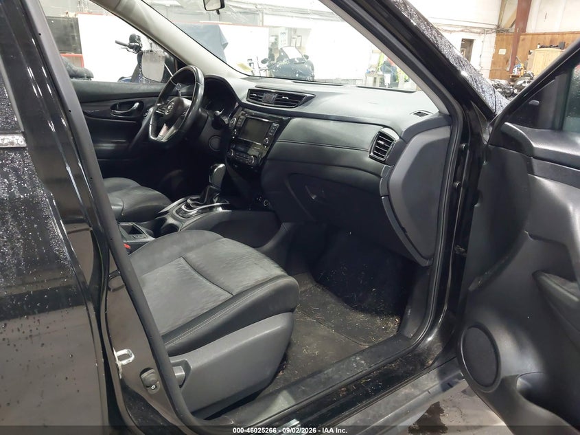 2018 NISSAN ROGUE auction photo 5