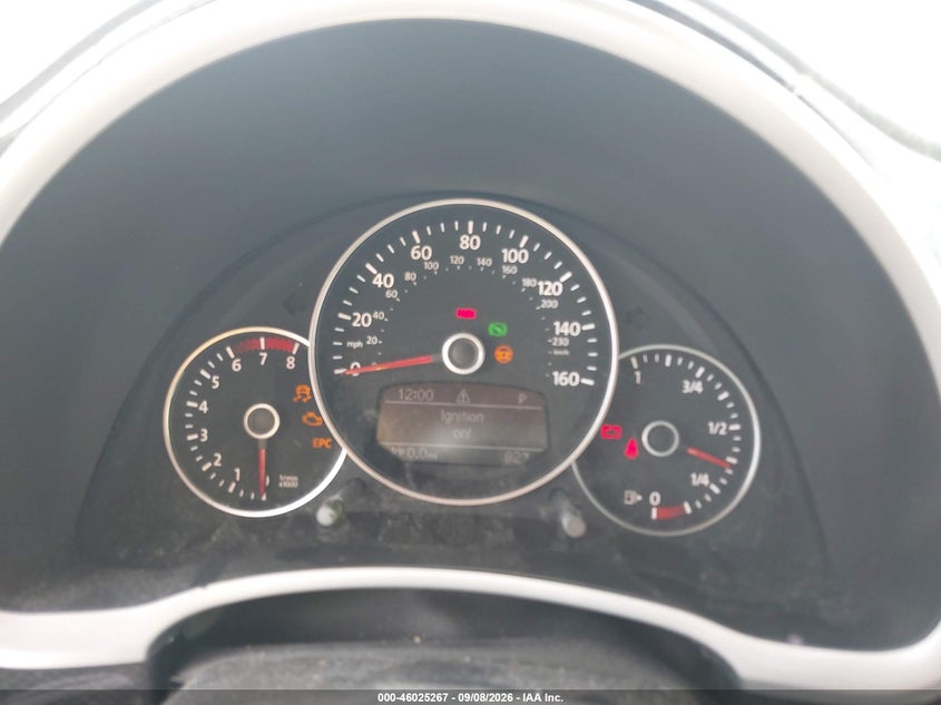 2012 VOLKSWAGEN BEETLE auction photo 7
