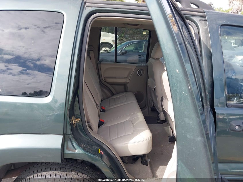 JEEP LIBERTY 2002 VIN 1J8GL58K82W195184