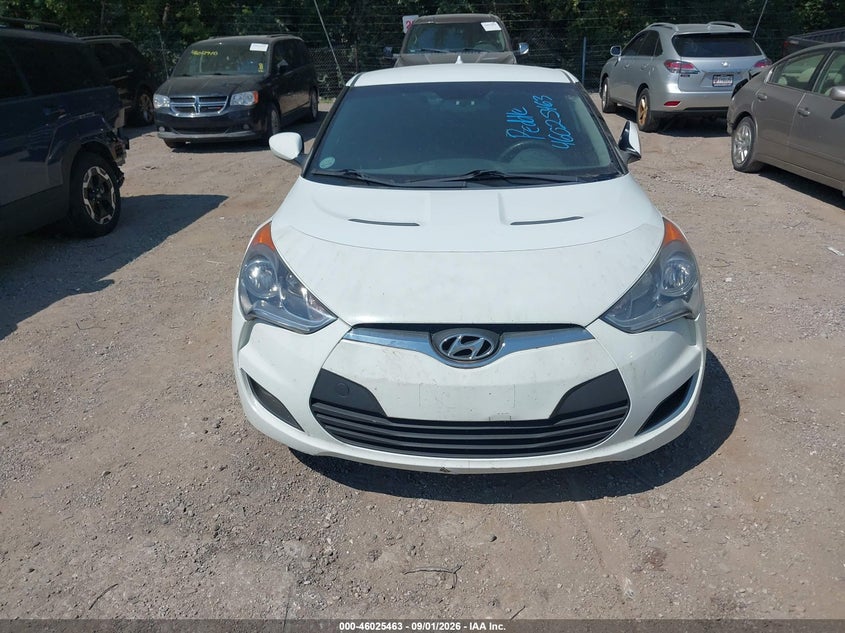 2013 HYUNDAI VELOSTER auction photo 6