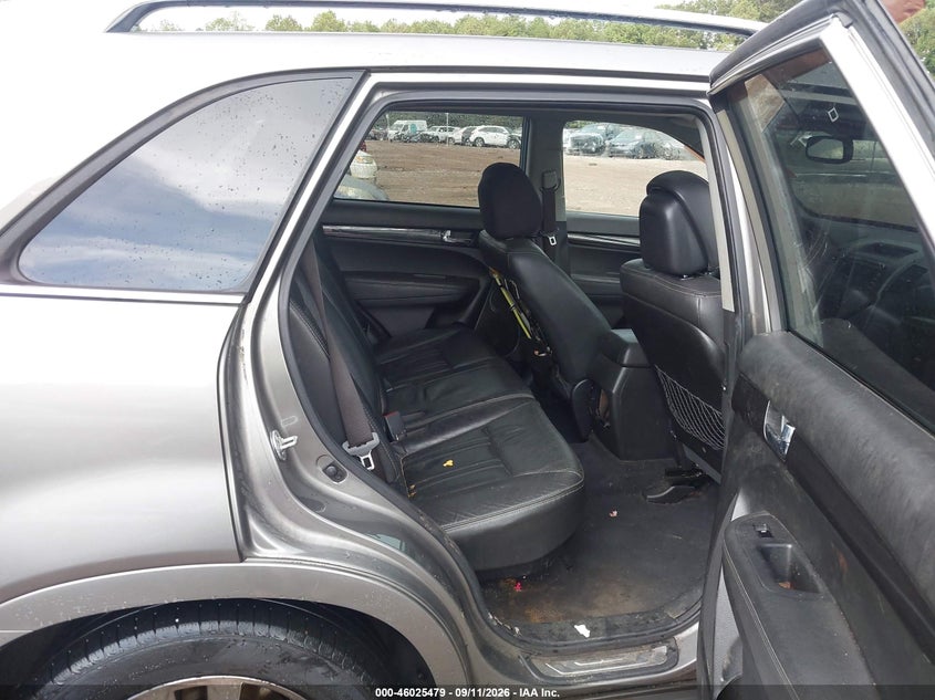 2012 KIA SORENTO auction photo 8