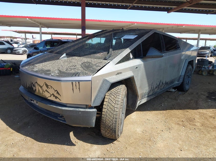 TESLA CYBERTRUCK 2024 VIN 7G2CEHED9RA002671