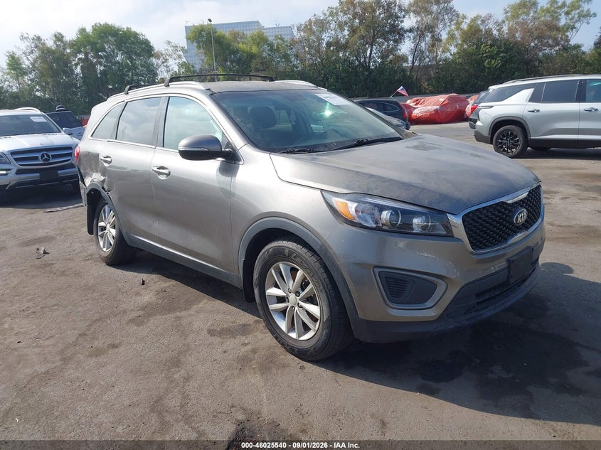 2016 KIA SORENTO auction photo 1
